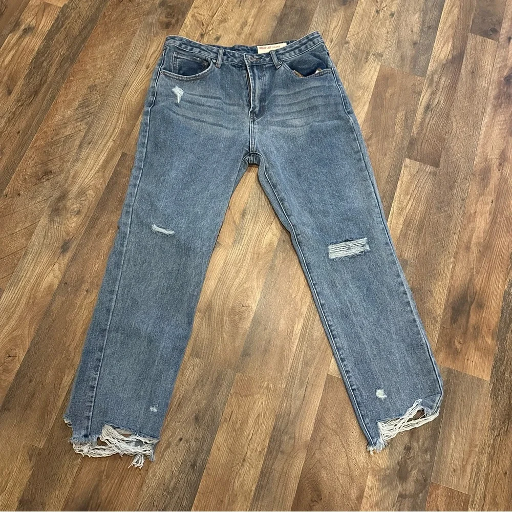 Wishlist Straight Leg Distressed Jeans sz Large - Picture 1 of 8